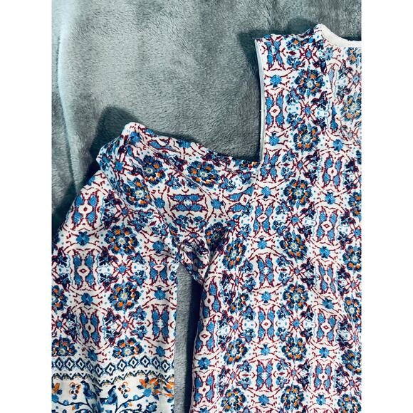 NWOT Bobeau Size XL Floral Patterned Women's‎ Cold Shoulder Top Lightweight - Picture 5 of 9